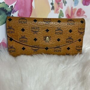 💯Authentic MCM Tifold Vesitos Long Wallet🍀